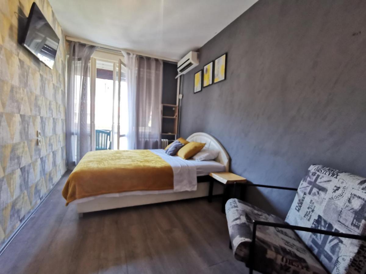 Apartment Hyde Beograd Bagian luar foto